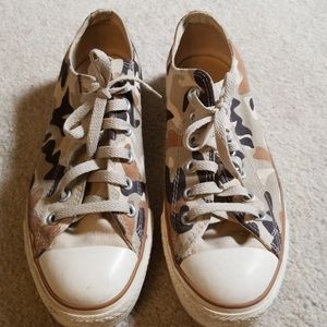 Camo Converse